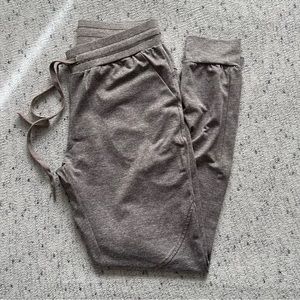 BuffBunny Jasmine Jogger - Heather Grey
